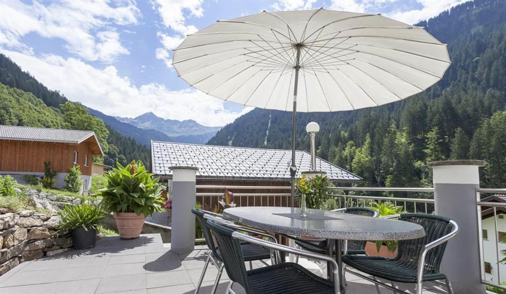 Gaestehaus Fitsch - Ferienwohnung In Silbertal Eksteriør billede
