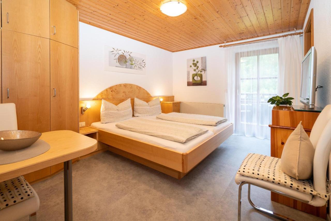 Gaestehaus Fitsch - Ferienwohnung In Silbertal Eksteriør billede