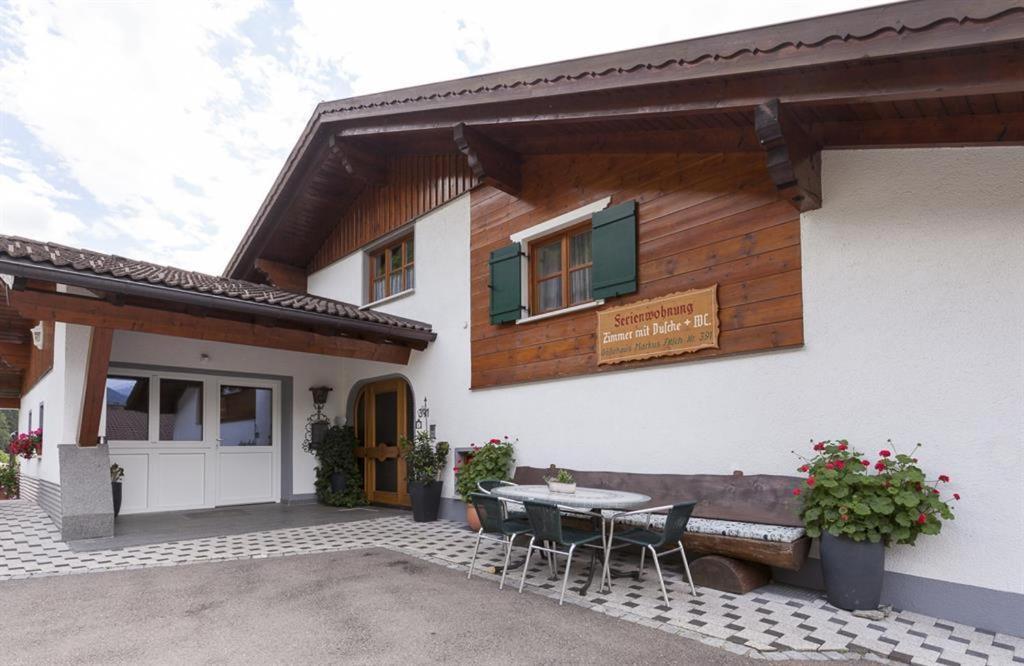 Gaestehaus Fitsch - Ferienwohnung In Silbertal Eksteriør billede