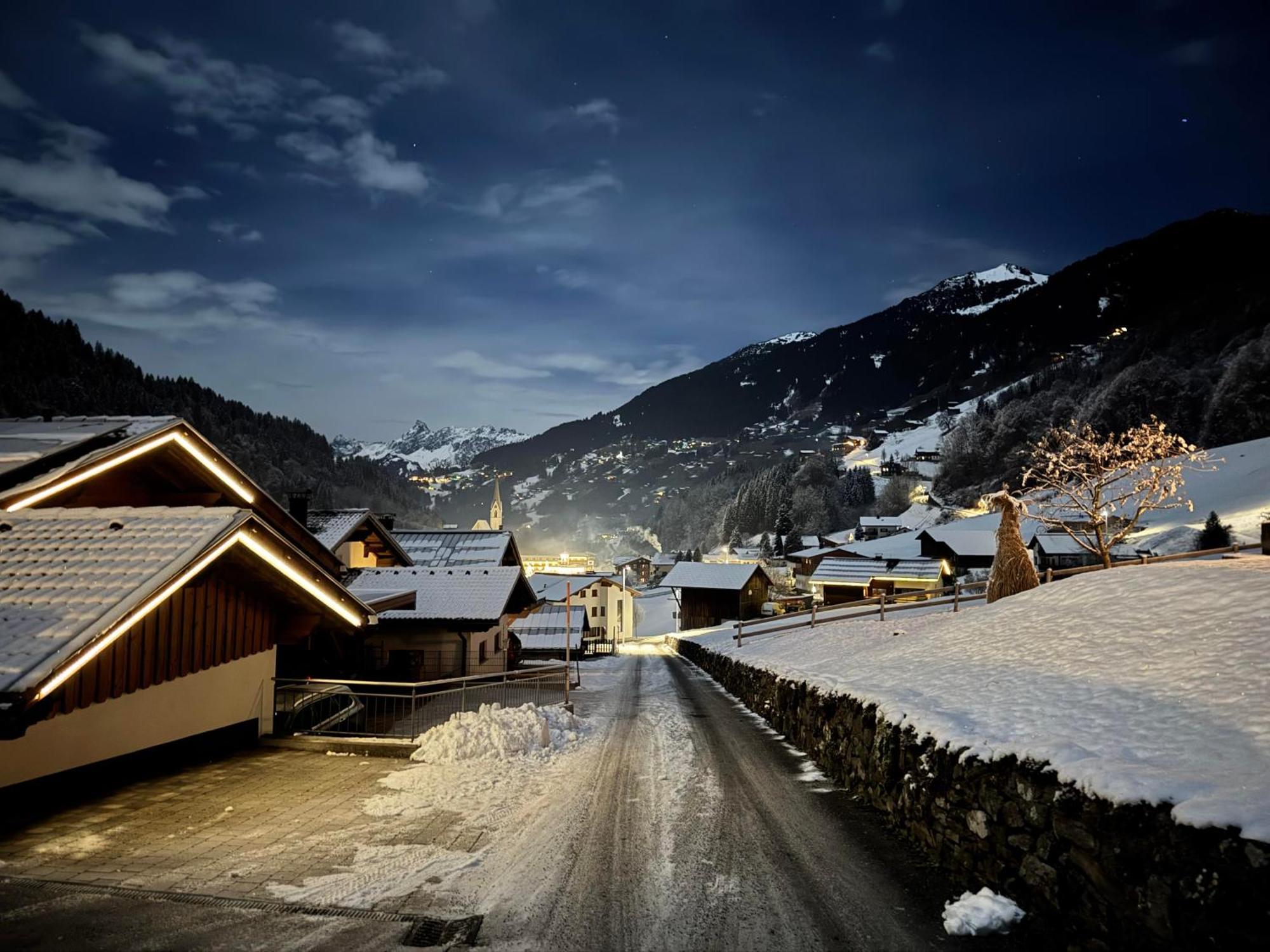 Gaestehaus Fitsch - Ferienwohnung In Silbertal Eksteriør billede